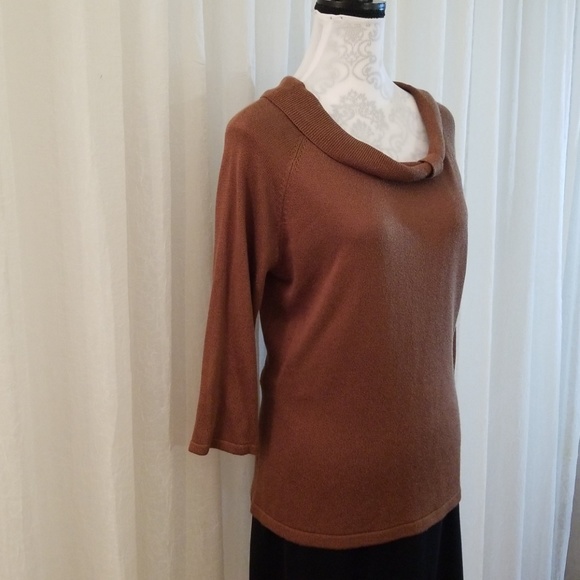 Sag Harbor sweater - Picture 3 of 7